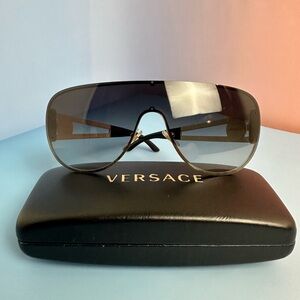 Versace Medusa Shield Sunglasses Gold Tone Y2K Archive MOD. 2166